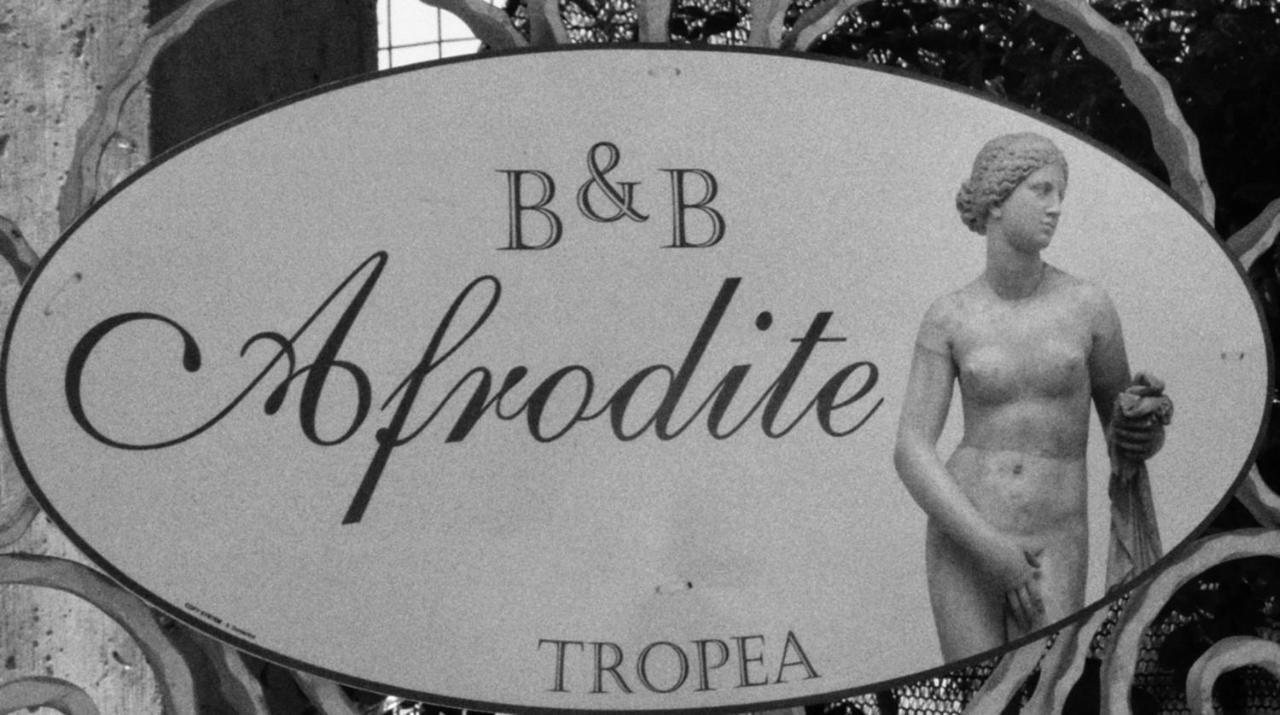Afrodite Accomodation Tropea Exteriör bild