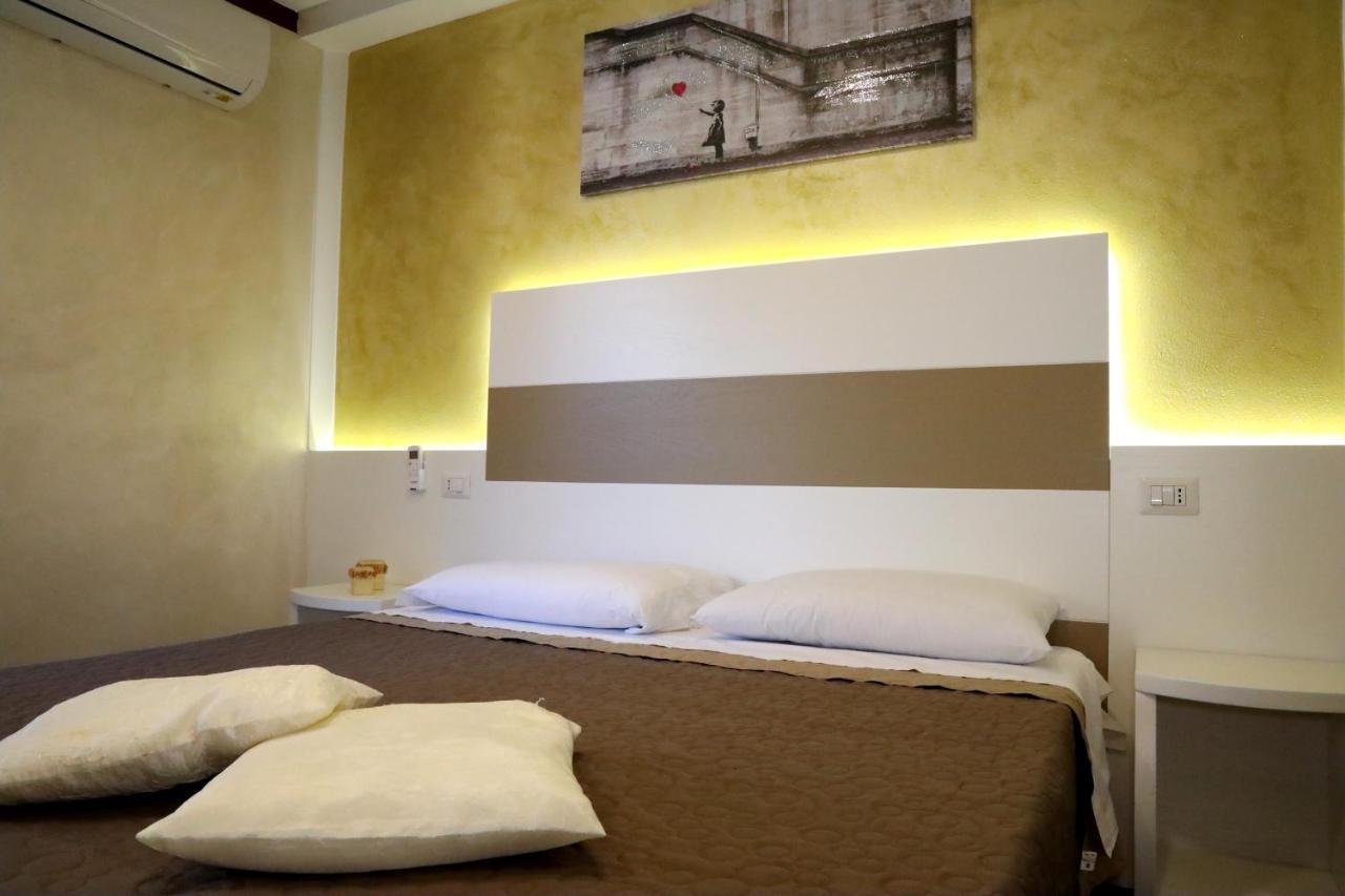 Afrodite Accomodation Tropea Exteriör bild