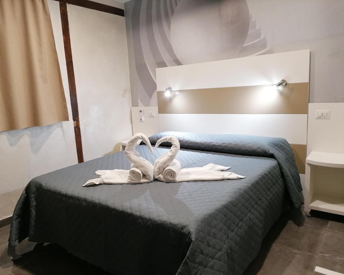 Afrodite Accomodation Tropea Exteriör bild