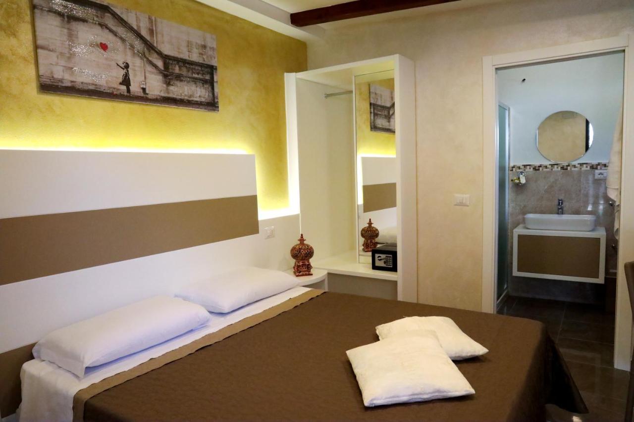 Afrodite Accomodation Tropea Exteriör bild